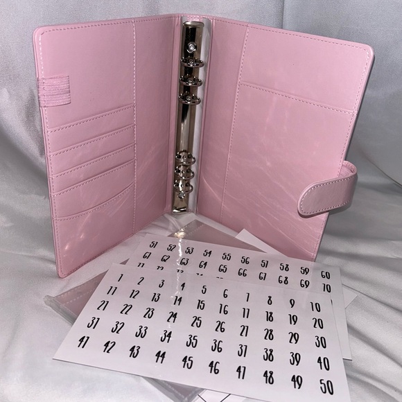 NEW 100 Envelope Savings and Agenda 52 binders - Picture 4 of 9